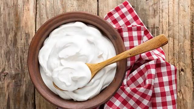 Greek Yogurt Low-calorie-superfoods